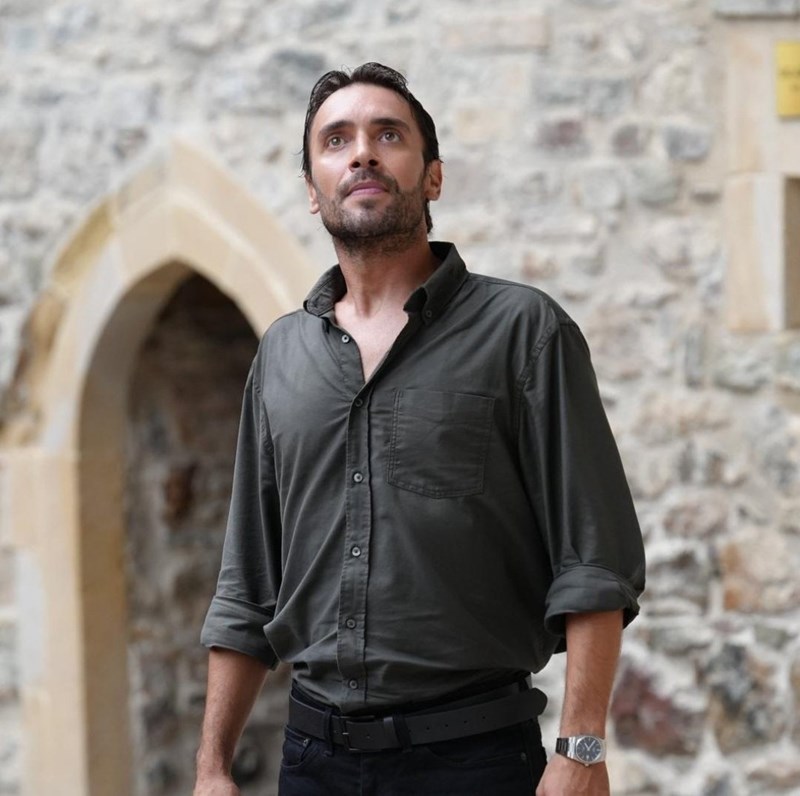 Adil Koçari 