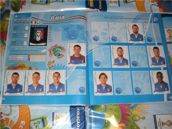 Tenho aproximadamente a metade do álbum completo! (+/- 325 figurinhas)