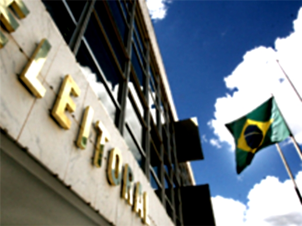 CONFIAM NAS INTERPRETAÇÕES MAIS FAVORÁVEIS AOS POLÍTICOS DA JUSTIÇA ELEITORAL?