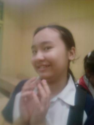 Nhi Hay Quỳnh Anh???