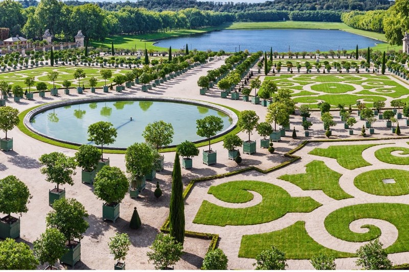 Versailles