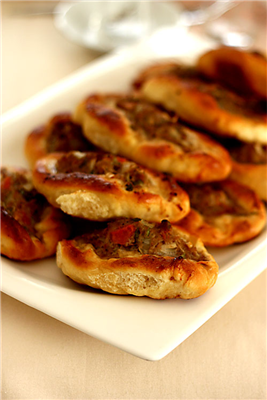 Kıymalı Pide: