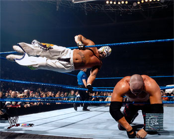 Hangi Smack Down-Raw Karakterisin?
