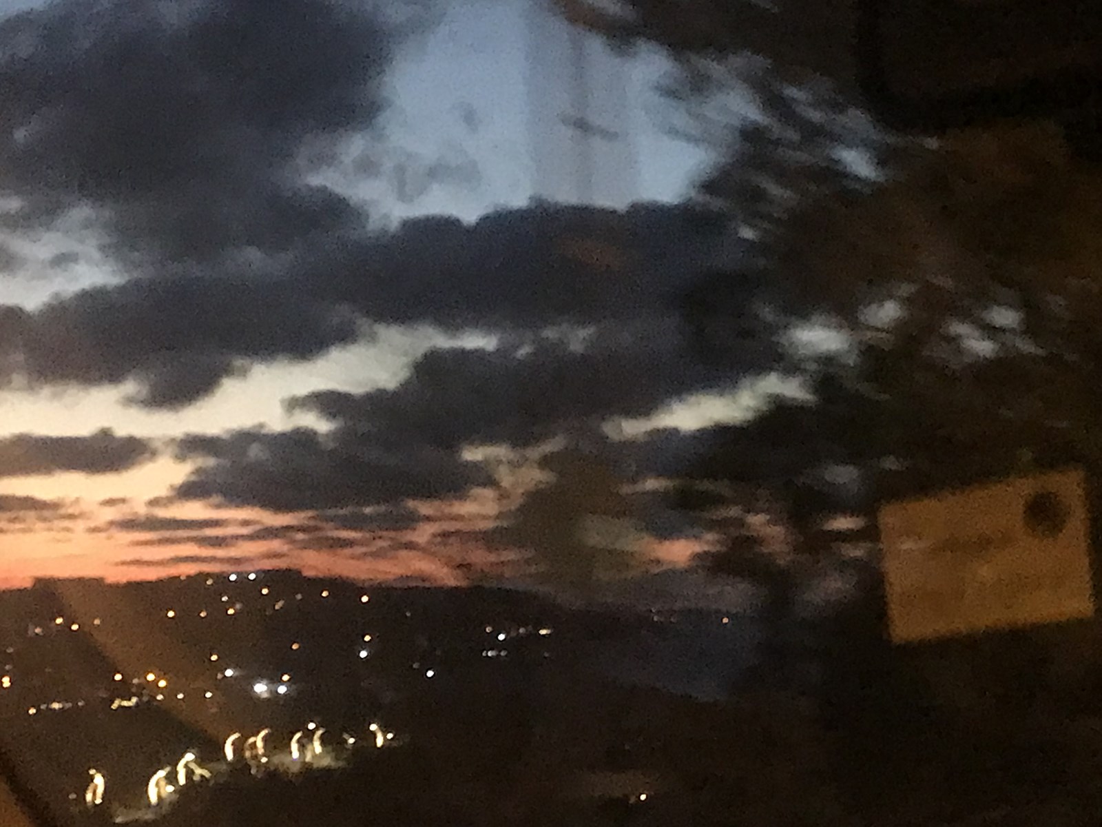En Yakın Arkadasın Seni Seviyomu