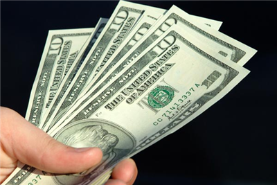 100 $