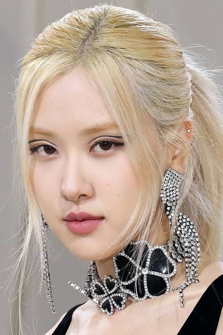 Rose - blackpink 