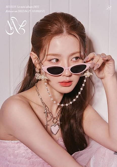 Miyeon - (g)-idle
