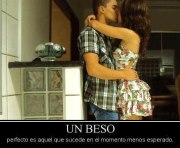 UN BESO