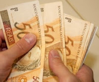 678 Reais