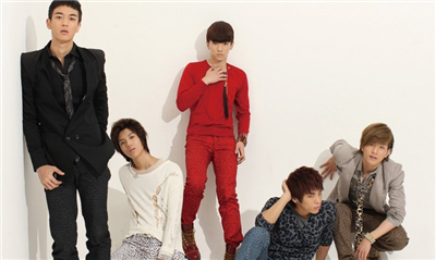 SHINEE