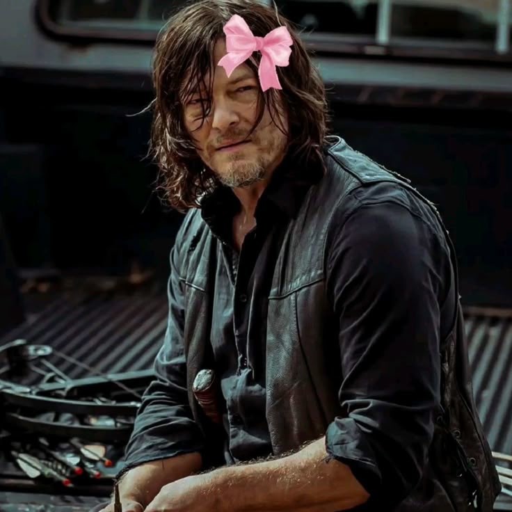 Darly Dixon ilk bölümlerde saçı hangirnk ti