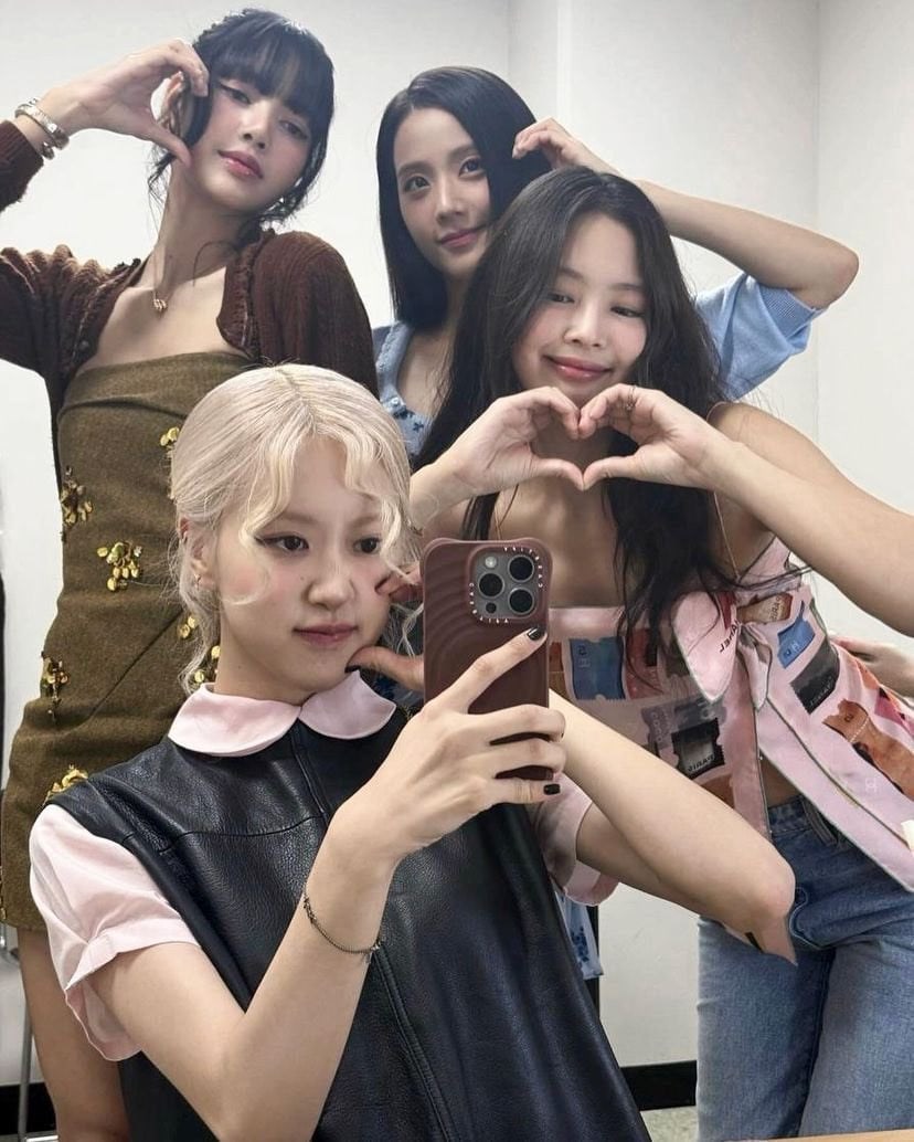 HANGİ BLACKPINK ÜYESİSİN ?