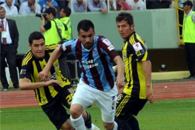 Bu Sezon Şampiyon Kim Olur ???