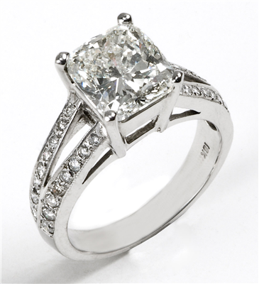 Diamond Ring OF Women 1