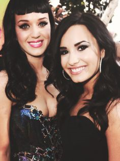 Demi Lovato Mu Katty Pery Mi?