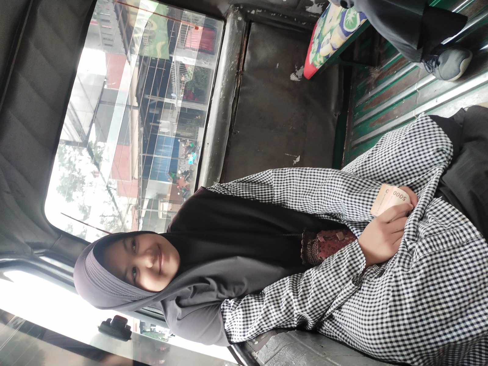 Seberapa kamu tau tentang Syifa? 