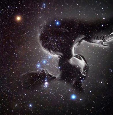 un bacio tra le stelle..