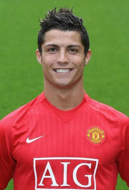 Hangi Futbolcusun Gel