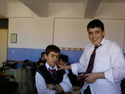 Leaöl 9/B'de Kime Benziyorsun?