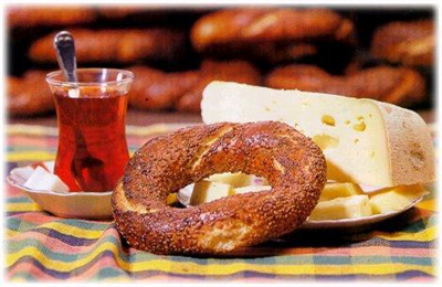 Çayron Çay Yanında  Sıcacık Simit.