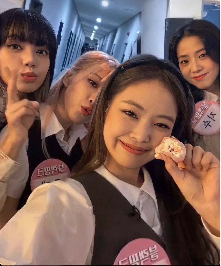 Tebak Bias Blackpinkmu!