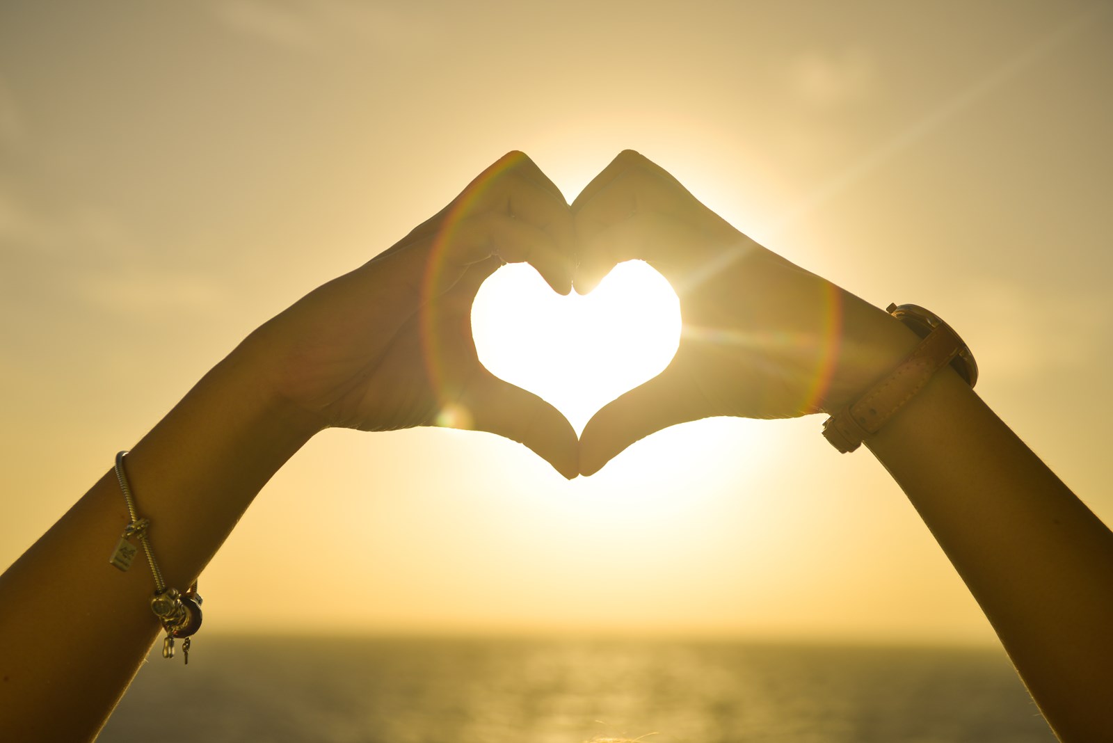 Quel Est La 1Ere Lettre De Ton Âme Sœur      ❤️🧡�