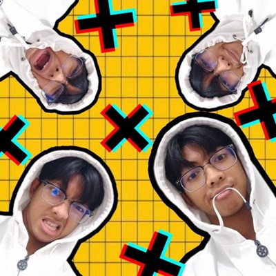 Mirip siapa kamu. Di love academy 