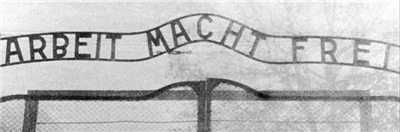 Historyczny napis - Arbeit macht frei -
