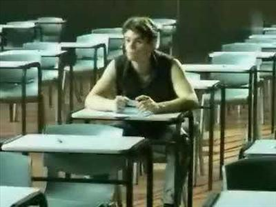 Ti Soi Ma8hths Eisai??????