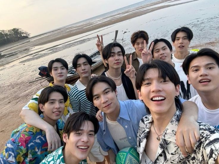 Seperti apa kisah cintamu di we are the series 