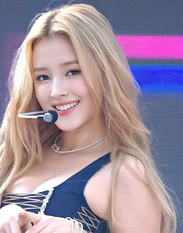 Nancy - momoland