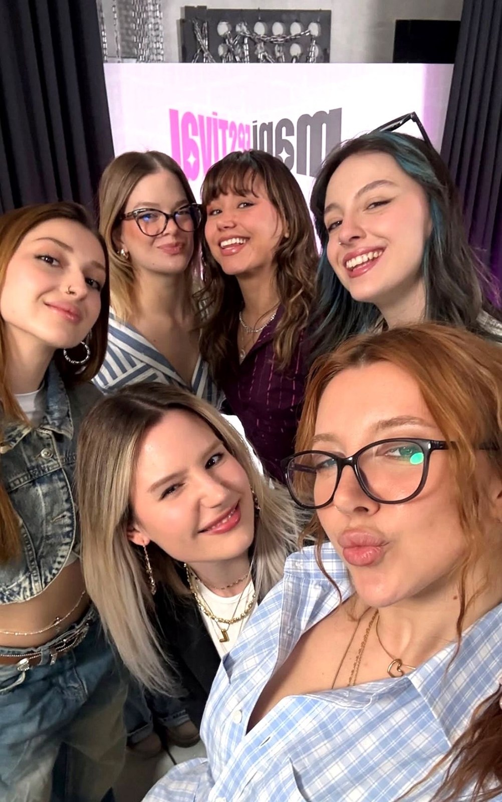 EN SEVİLEN MANİFEST ÜYESİ KİMM