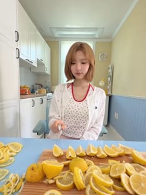 Apakah anda hatchu