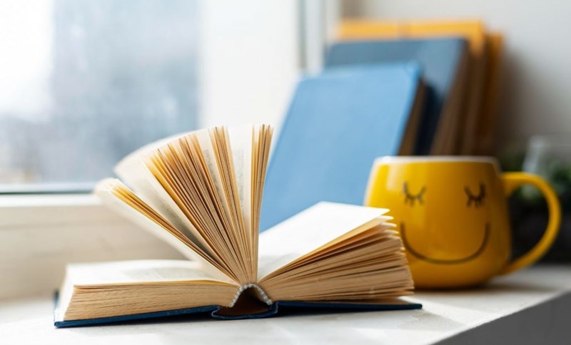 Kitap okumak
