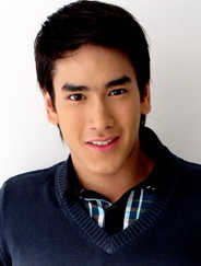 จะซบซุกใครดี แบร์รี่หรือหมาก?