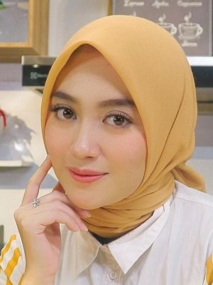 Nabilah Ratna Ayu Azalia