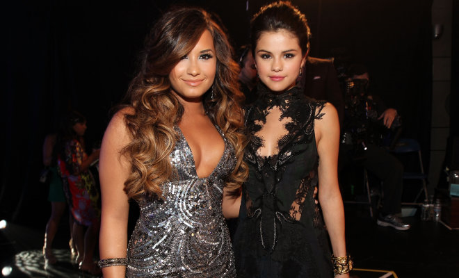 Demi Lovatomusun Selena Gomezmi