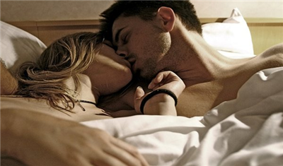 kiss