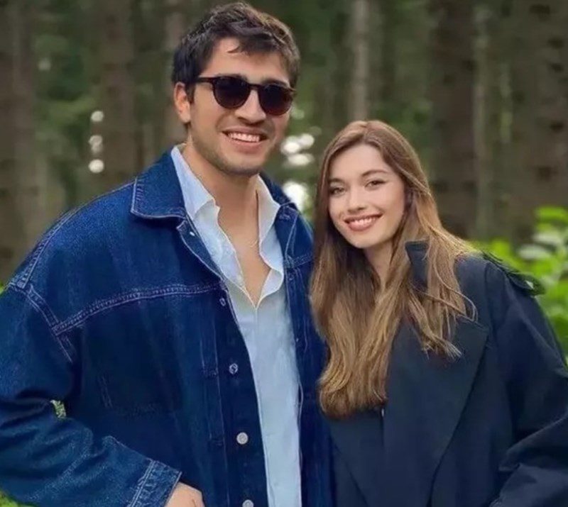 Afra SARAÇOĞLU & Mert Ramazan DEMİR (AfMer) 