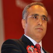 Yalçın TOPÇU