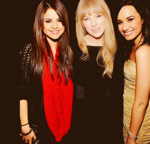 Selly Mi Taylor Mu Demi Mi