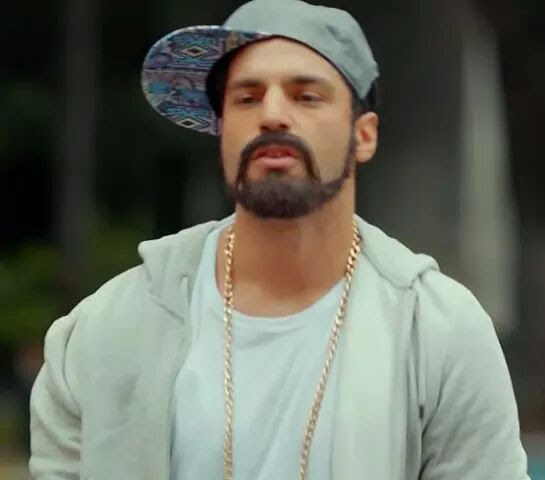 Serkan Çayoğlu Yakışıklı Mı