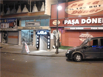 Lara Cafe'de Personel ??