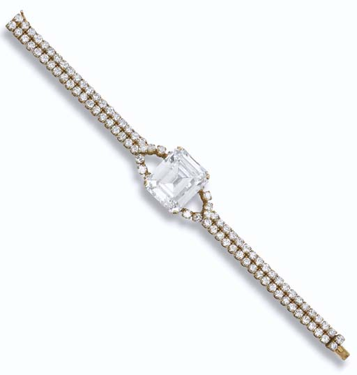A HIGHLY IMPORTANT DIAMOND BRACELET, BY GÉRARD