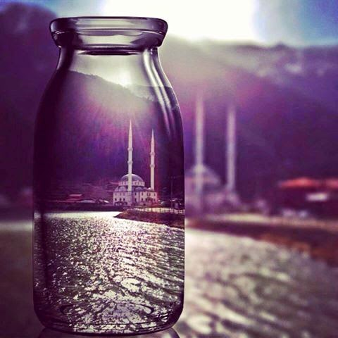 Hangi Yabancı Erkek Seni Seviyor
