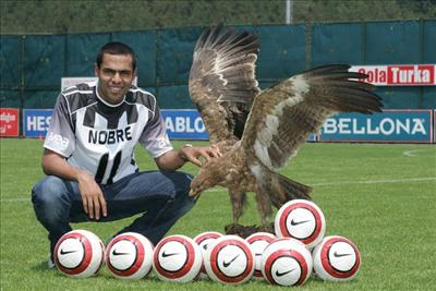 Beşiktaştaki En Cok Sevdigınız Oyuncu Hangisi???