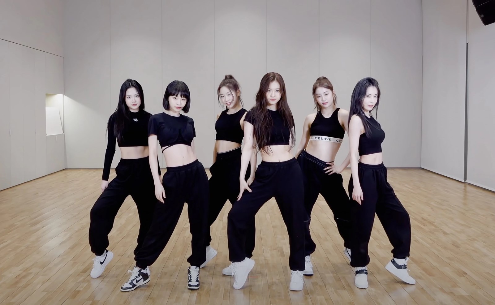 Hangi K-pop Grubuna aitsin?