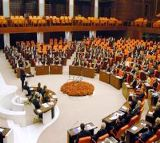 Meclis Çalışmalarına aktif olarak katılıyor,gece gündüz bu şehre nasıl daha faydalı olacağını düşünüyor.