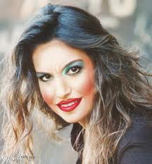 too much beautiful make up