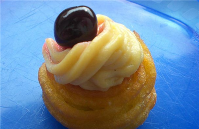 Zeppolina